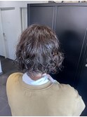 ボブ　ゆるふわパーマ　大人女子　動きのあるスタイル
