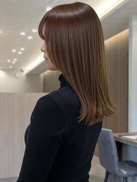 アエル 宝塚南口駅前店(aeru) 艶ブラウンストレート【宝塚南口駅前駅】