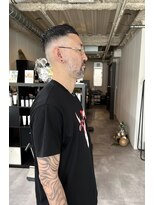 ルーツ ヘア デザイン(roots hair design)&nbsp;四ツ橋美容室★roots★30代40代50代オシャレ坊主フェードカット
