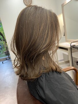 マシェリ バイ ハセ(ma cherie by HASE) 細ハイライト☆大人かわいいヘア☆ミディアム/マロンベージュ