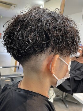 フィフス 原宿(fifth) 【大人ヘアツイストスパイラルパーマツーブロ波巻きスパイラル】