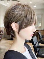 サイドバング　前髪なしショート　マッシュボブ　大場猛