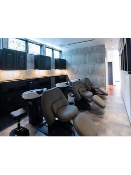 ショートコース～ロングコースを合わせると20種類以上！極上のヘッドスパを体感しませんか？