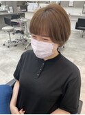 ショートボブ