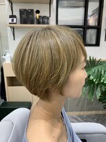 クレイドル(cradle)&nbsp;ハイトーンダブルカラー　ベージュショート☆