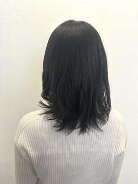 ゼンドットカラスマ(Zen.karasuma) ウルフボブ×黒髪20代30代