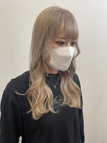 ラビス クローバー(Lovis clover) 《RIN》ホワイトベージュ【熊谷/ダブルカラー】