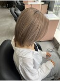 ミルクティーベージュハイトーンボブレイヤーボブベージュ