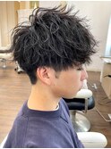 ツイストスパイラルパーマメンズマッシュ刈り上げ波巻きパーマ
