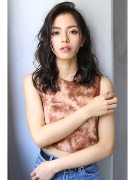 ロゼ 枚方(Rose) 【ROSE】レイヤーカット_黒髪_パーマ