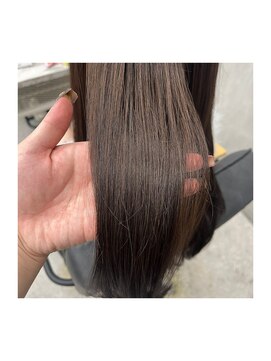 ジーナ 新宿(Zina) ♪ほんのりピンクカラー♪