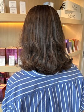 シダ(sida SAIIN) 【西村】20代30代髪質改善カカオベージュ