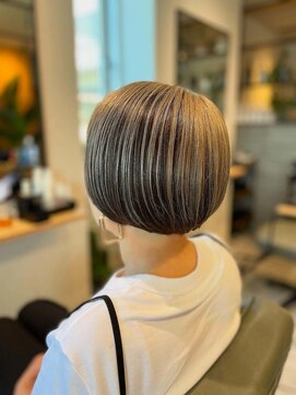 シロ(siro.) ボブ×アンブレラカラー