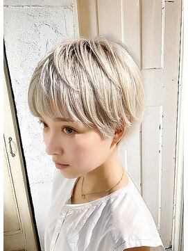 サンティエ 中央駅店(scintiller) ブリーチ/ダブルカラー/グラデーションカラー/ハイライト