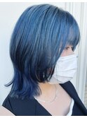 ネイビーカラー