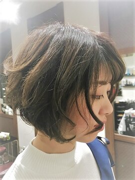 ビース(BiiS) 大人可愛いふんわりボブ