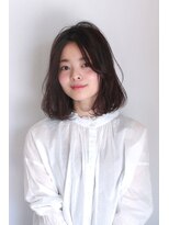 ヘアメイク シュシュ(Hair make chou chou) 小顔毛先パーマ黒髪センターパート20代