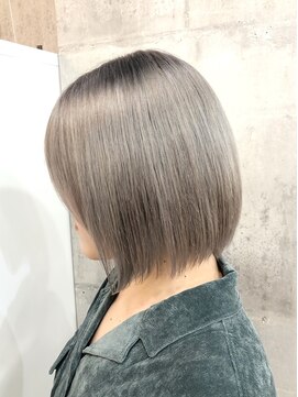 ミラク 町田(MIRAC) 【MIRAC町田店河原崎】シルバーグレージュボブ