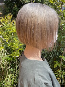 シルフ 吉祥寺(sylph) まとまるハイトーンボブ【sylph吉祥寺】