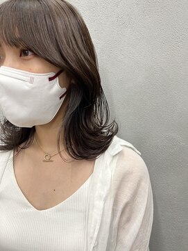 エヌ(N) 細かめハイライト × 簡単くびれヘア