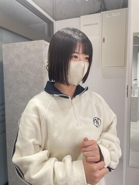 ムーン バイ ケンジ(moon by KENJE) 切りっぱなしボブ