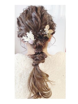 アイラス(I'LAS) 【ERI】セミロング/お呼ばれヘアセット【ヘアセット】