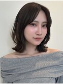 顔周りレイヤーカットくびれヘアミルクティーベージュカラー