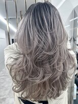 エトワール(ETOILE)&nbsp;レイヤーカット/バレイヤージュカラー/グレージュカラー/三ノ宮
