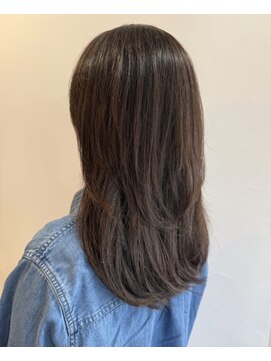 ピュアソウル(Pure Soul) くせ毛を活かす毛流れ綺麗なロングレイヤー