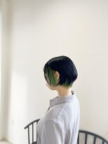 ヒュー(HUE) フェザーショート/インナーカラー