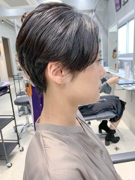テトヘアー(teto hair) ショートヘア、黒髪、マッシュ、ハンサムショート