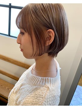 ステイシー(stay she) ショートボブ　×  ミルクティーベージュ