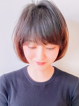 シカタ シーカ 鎌倉(CICATA/ShIKA.) 厚めバング大人かわいい前下がりひし形ボブ【CICATA関口】