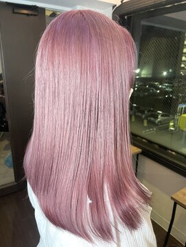 テテ(TETE) ピンクカラー　心斎橋×長堀橋