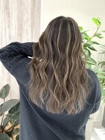 エアー 横浜(AIR)&nbsp;【寺本】白髪ぼかしハイライト！