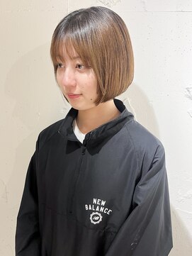 ラミエ バイ メルト 吉祥寺(lamie by melt) "久保田"前下がり大人ボブぷつっと切りっぱなし地毛風ストレート