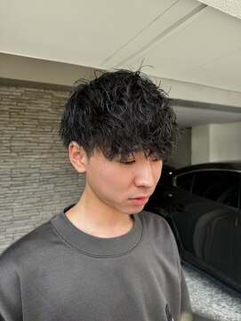 ハイバレーヘアーメゾン(HIGH VALLEY HAIRMAISON) コンマバングメンズパーマツイストスパイラル岡山南中央町