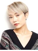 福岡小倉ブリーチツーブロックハイライトホワイトアッシュ