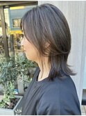 ミディアムレイヤー×オリーブベージュ