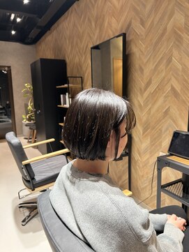 ヘアーロール(Hair Role) ★ショートボブ&アッシュカラー★