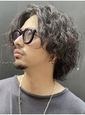 大分メンズボブサーフカール波巻きパーマセンターパートウルフ