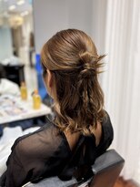 アピッシュ ギンザ(apish ginza)&nbsp;韓国風カチモリハーフアップでこなれアレンジ♪