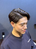 ビーダンディー(Bee dandy)&nbsp;ビジネスツーブロックショート 七三サイドパート 曲がる縮毛矯正