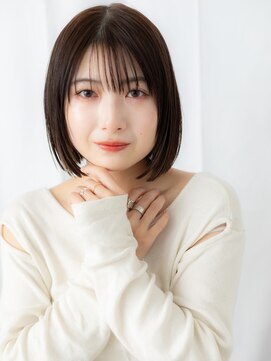 ドクターズ サロン ラブ(Dr's Salon LAB) グレージュ切りっぱなしシアーバングミニボブo古河20代30代40代