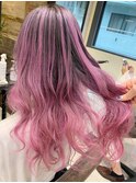 ピンクアッシュハイライトバレイヤージュグラデーション