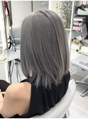 ハイトーングレージュ
