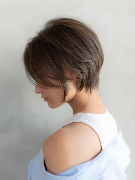 イオ 本厚木(io) ショートヘア似合わせカットグレージュカラーイメチェン小顔