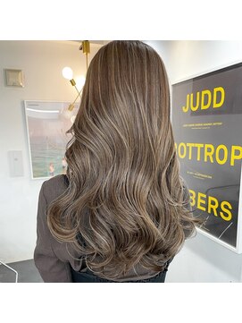 アディション 新宿(ADITION) 【韓国】艶感ハイライトミルクティーグレージュレイヤーカット