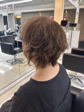 シャンプーボーイエイムス(SHAMPOO BOY aims) 大人パーマスタイル