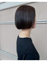 アンティーク 美術館前(antique)&nbsp;大人の余裕を感じさせる、上品ミニボブ